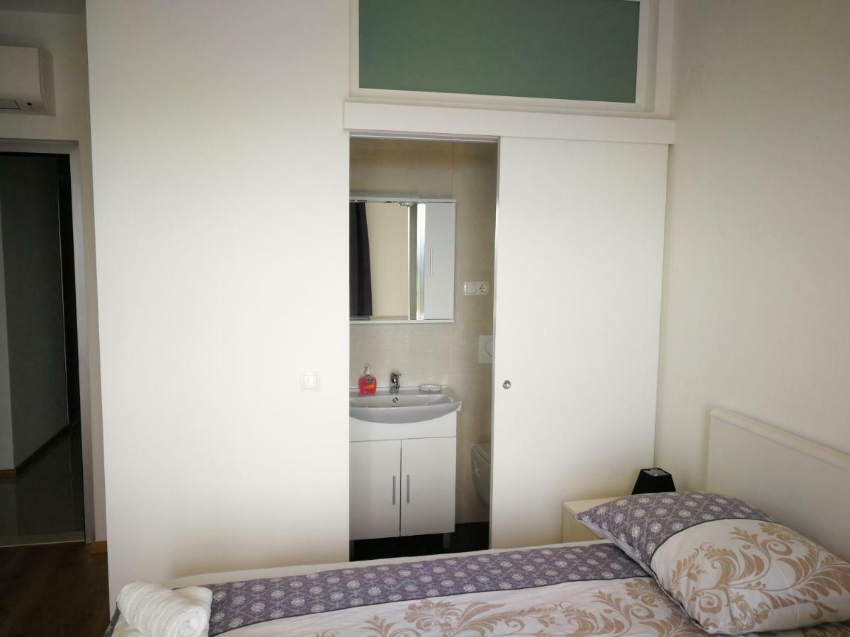 Villa Confido Luxury Apartment 01 Donji Seget Esterno foto