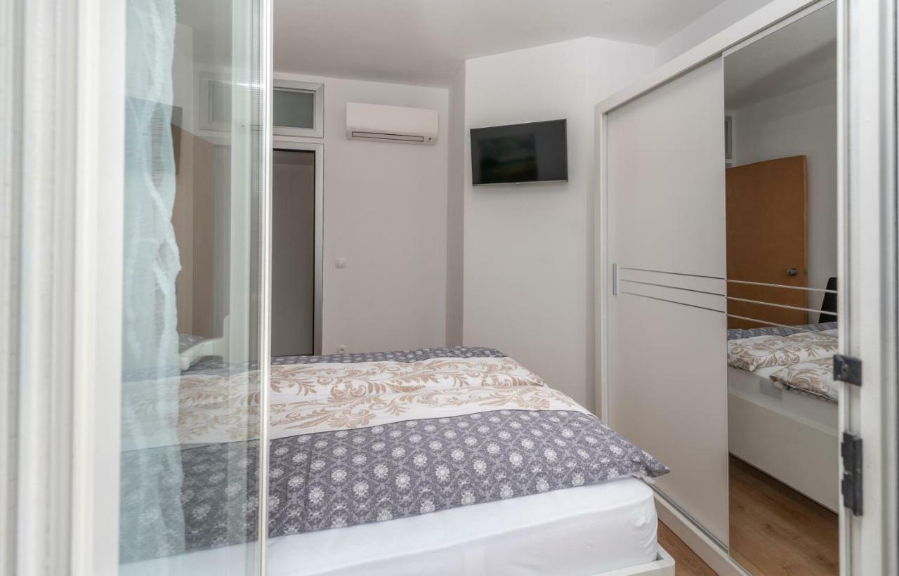 Villa Confido Luxury Apartment 01 Donji Seget Esterno foto