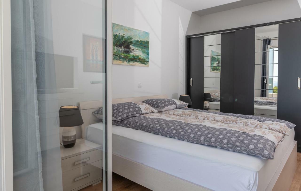 Villa Confido Luxury Apartment 01 Donji Seget Esterno foto