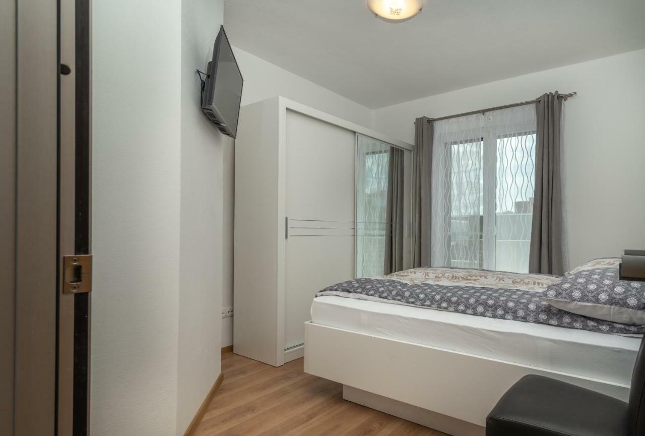 Villa Confido Luxury Apartment 01 Donji Seget Esterno foto
